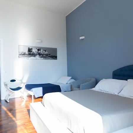 Palazzo Mirelli 4* Nápoles