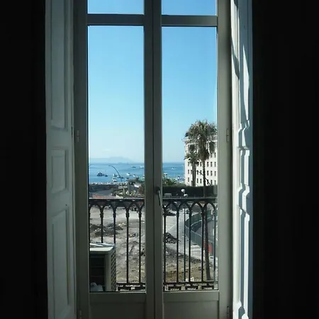 Palazzo Mirelli 4* Nápoles