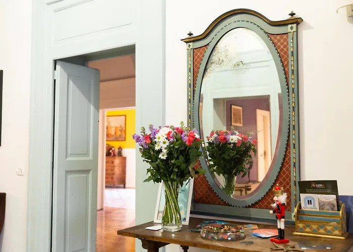 Palazzo Mirelli فندق مبيت وإفطار 4*