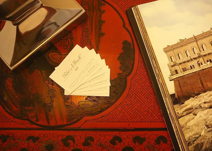 Palazzo Mirelli 4* نابولي