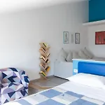 Palazzo Mirelli 4* نابولي