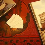 Palazzo Mirelli 4* نابولي